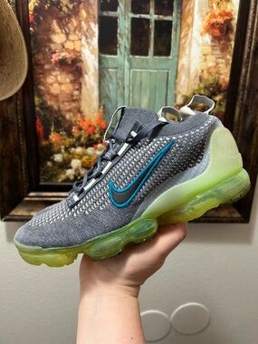 Nike Air VaporMax 2021 FK Flyknit Gray Volt sneakers